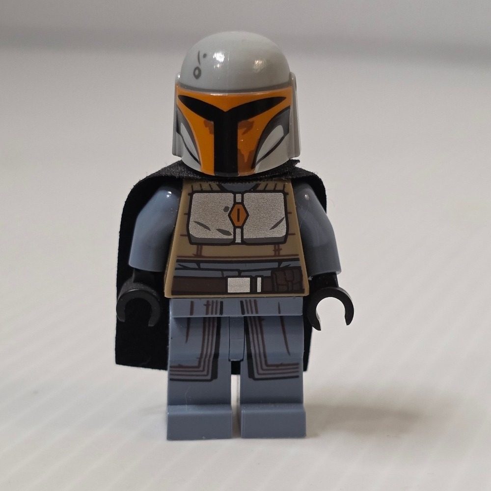 LEGO Mandalorian Din Djarin in Beskar Armor minifigure sw1135